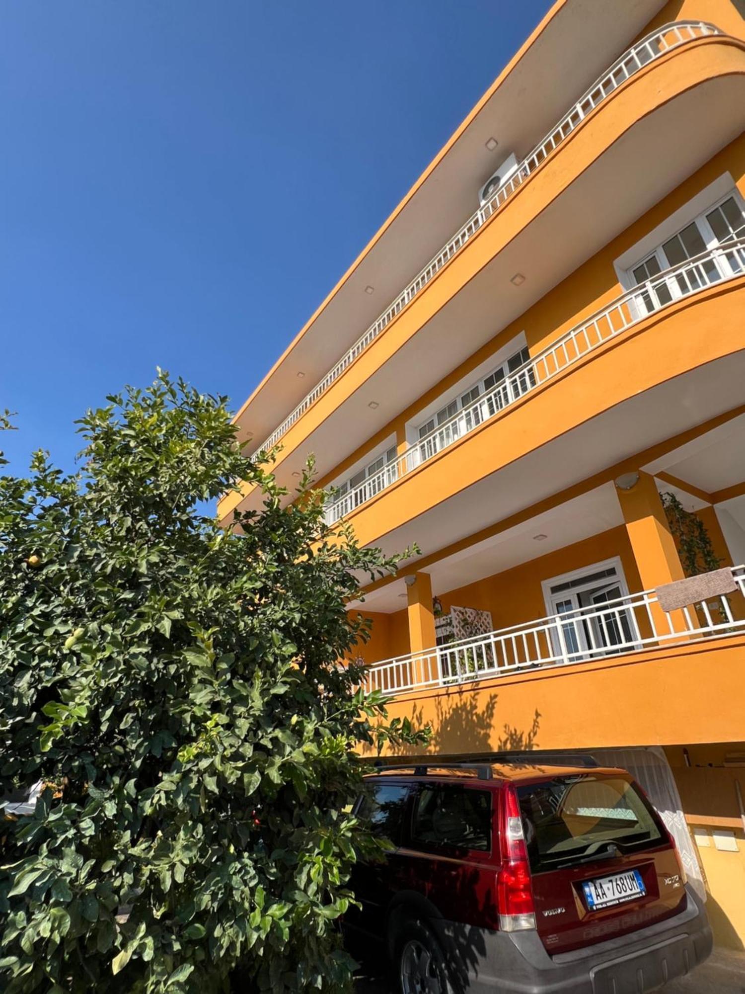Mimi'S Apartments Влёра Экстерьер фото